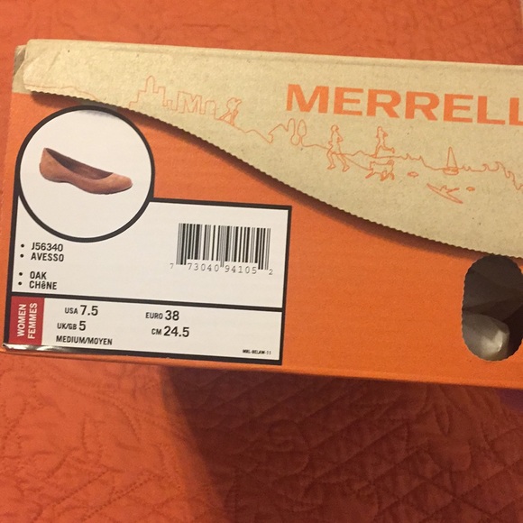 Merrell performance flats NEVER WORN - Picture 6 of 7